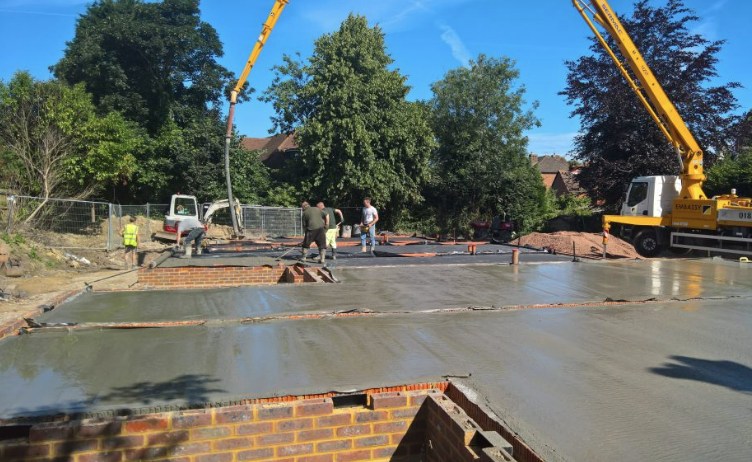 Pump pour on a large ground slab